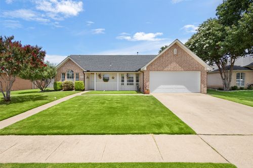 6213 Peach Tree Dr, Midlothian, TX, 76065-6189 | Card Image
