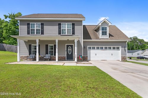 100 Tupelo Ct, Jacksonville, NC, 28546-4647 | Card Image