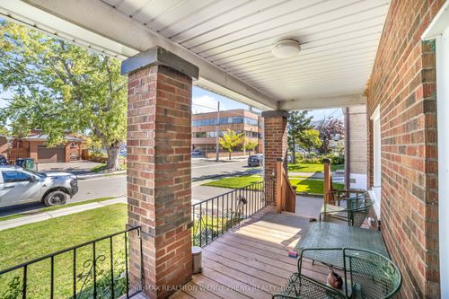 front-unit-10 Nineteenth St, Etobicoke, ON, M8V3L3 | Card Image