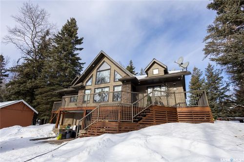 801 Lakeview Dr, Waskesiu Lake, SK, S0J2Y0 | Card Image
