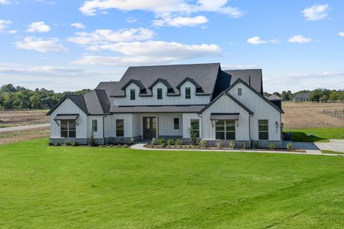 2001 Veal Cir, Weatherford, TX, 76085-3991 | Card Image