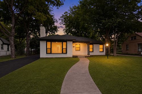 6025 Fairway Ave, Dallas, TX, 75227-6210 | Card Image