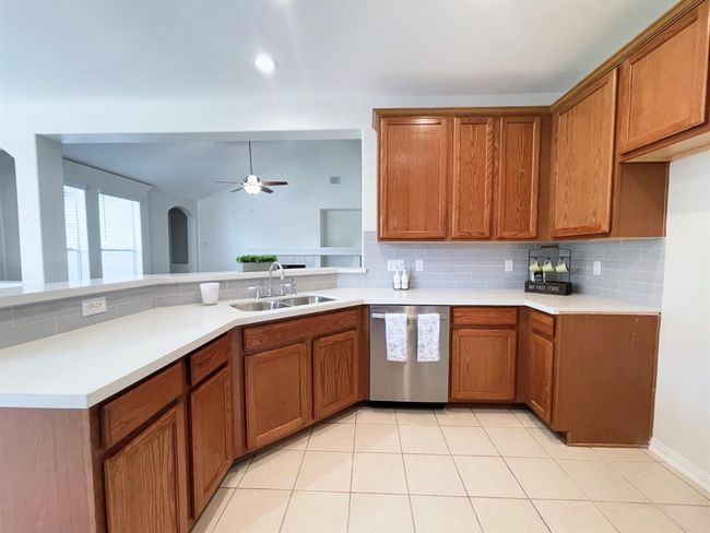 6019 Knollwood Trl, House other with 4 bedrooms, 3 bathrooms and 2 parking in Spring TX | Image 12