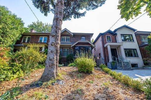 15 Mcnairn Ave, Toronto, ON, M5M2H4 | Card Image