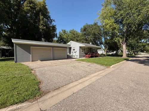 1003 N 6th St, Montevideo, MN, 56265-1341 | Card Image