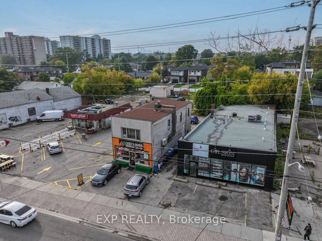 Commercial Sale in Mississauga 4