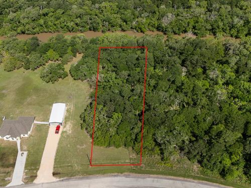 10 River Hollow Way, Blessing, TX, 77419 | Card Image