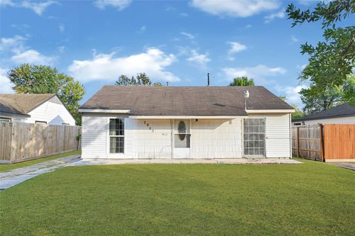 7659 Greenstone St, Houston, TX, 77087-3807 | Card Image