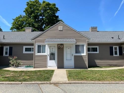 180-180 Applewood Dr, Chicopee, MA, 01022-1160 | Card Image