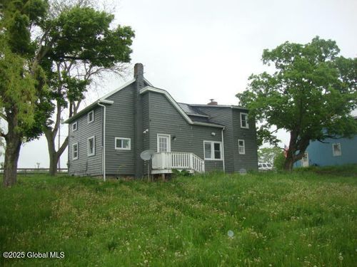 422 W Ames Rd, Canajoharie, NY, 13317-3226 | Card Image
