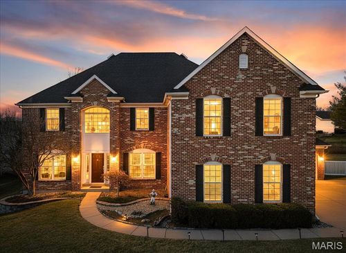 445 Whitestone Farm Dr, Chesterfield, MO, 63017-2463 | Card Image