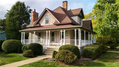 207 North St, Catlin, IL, 61817-8910 | Card Image