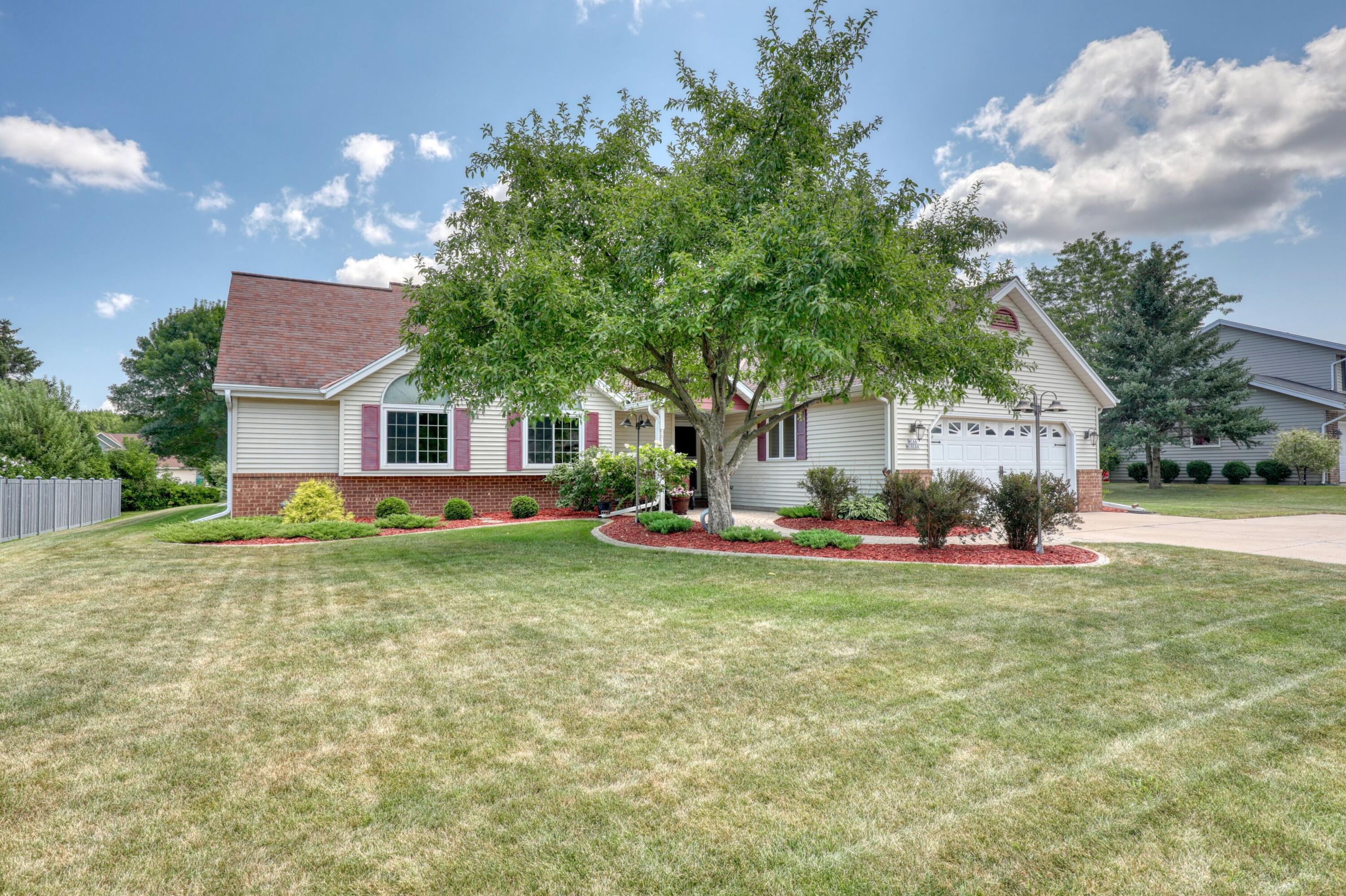 Calico Ln, Germantown, WI 53022