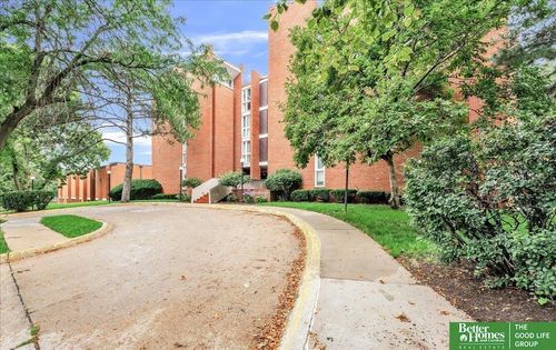 105-3702 Jackson St, Omaha, NE, 68105-1138 | Card Image