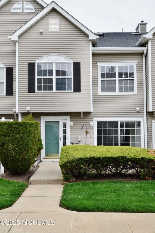 111 Watson Ct, Howell, NJ, 07731-5013 | Card Image