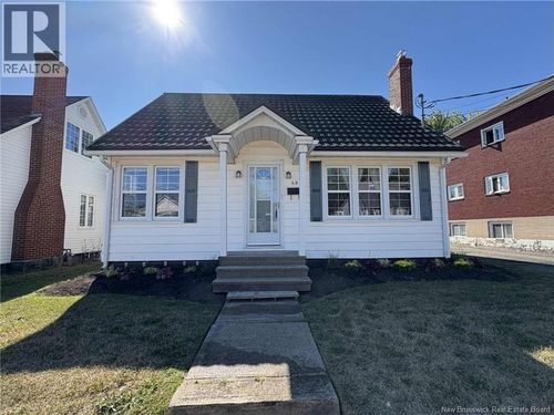 48 Sherrard Ave, Moncton, NB, E1C3J6 | Card Image