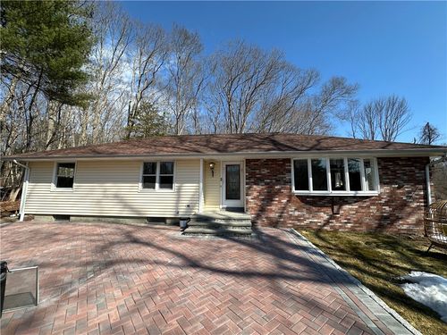 41 Hartford Pike, Foster, RI, 02825 | Card Image