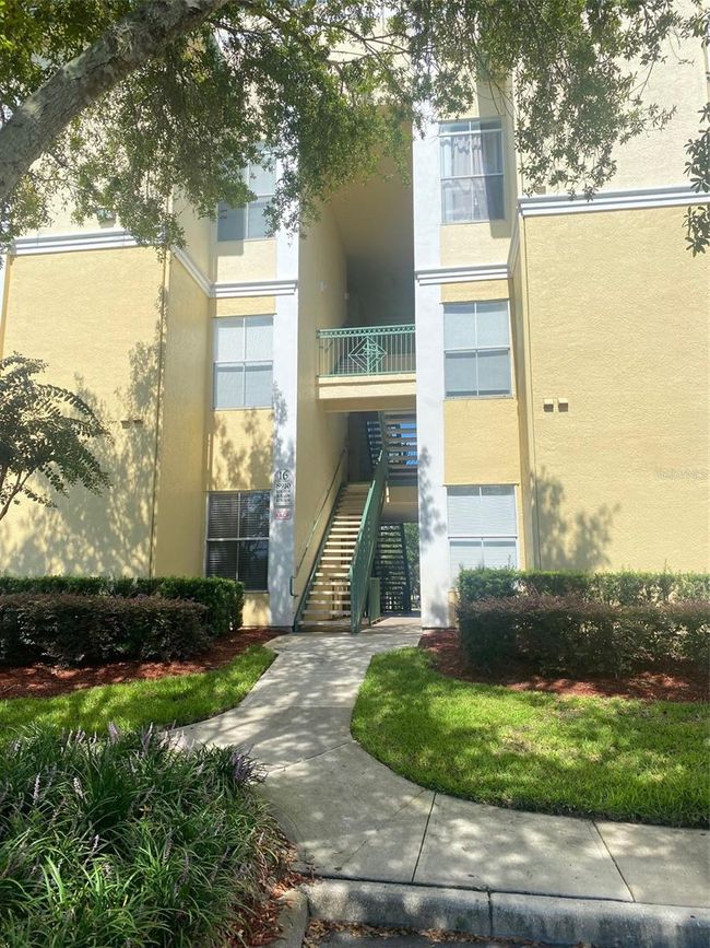 APT-206 - 8910 Legacy Ct, Condo with 3 bedrooms, 2 bathrooms and null parking in KISSIMMEE FL | Image 6
