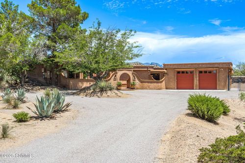 4216 E Winchester Rd, Las Cruces, NM, 88011-7543 | Card Image