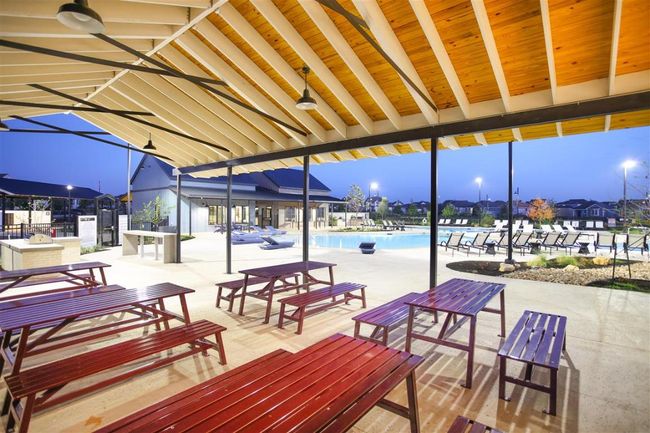 125 Honeybee Ln, House other with 2 bedrooms, 2 bathrooms and 2 parking in Elgin TX | Image 38