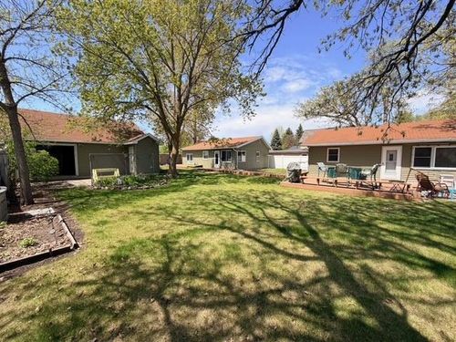 1245 W Lake Dr, Detroit Lakes, MN, 56501-4621 | Card Image
