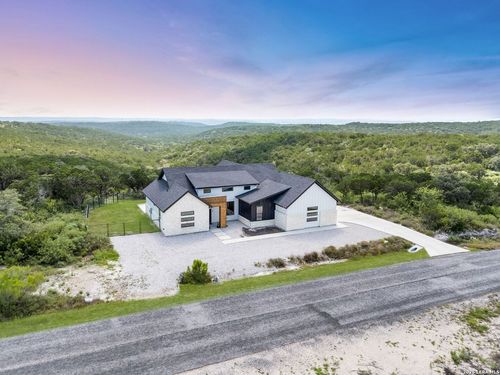 819 Pr 2775, Mico, TX, 78056 | Card Image