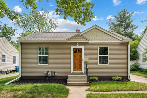 2117 Randolph Street, Waterloo, IA, 50702 | Card Image