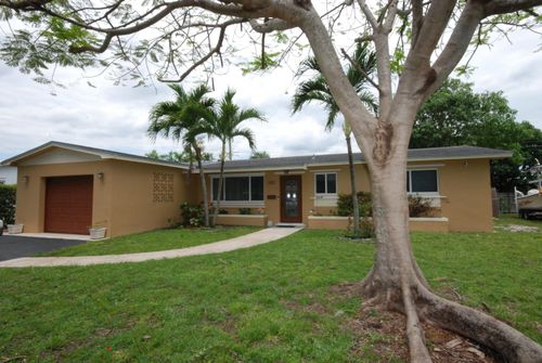 7151 Sw 5th Ct, Pembroke Pines, FL, 33023-1008 | Card Image
