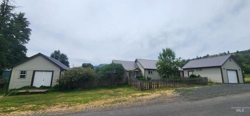 817 6th St, Kamiah, ID, 83536 | Card Image