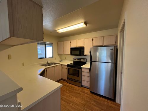 38204-5751 N Kolb Road, Tucson, AZ, 85750 | Card Image