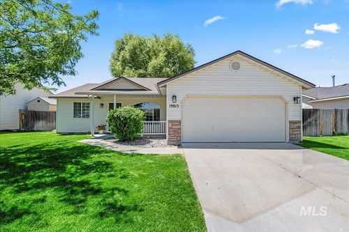 19815 Dorchester Ave, Caldwell, ID, 83605-7974 | Card Image