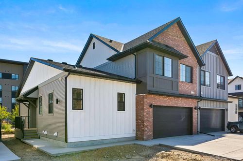 1102-201 Cooperswood Green Sw, Airdrie, AB, T3B3Y6 | Card Image