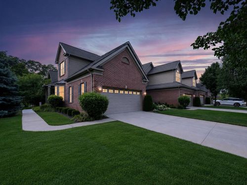 44742 Broadmoor Cir N, Northville, MI, 48168-8631 | Card Image