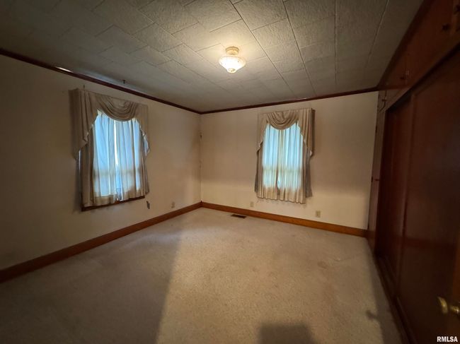 809 W Chestnut St, House other with 2 bedrooms, 2 bathrooms and null parking in Marion IL | Image 11