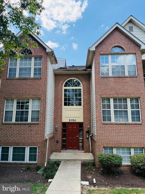 302-2020 Alice Ave, OXON HILL, MD, 20745-3578 | Card Image