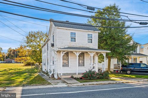 605 5th St, DELAWARE CITY, DE, 19706-7727 | Card Image