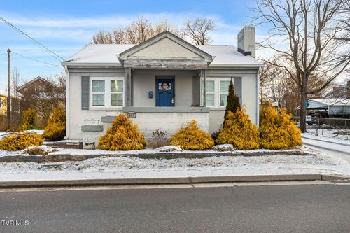 807 Weaver Pike, Bristol, TN, 37620 | Card Image