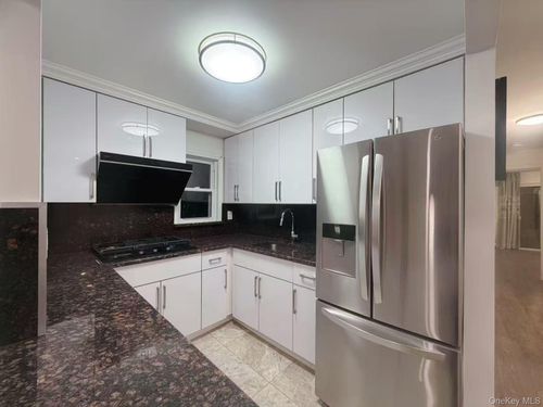 1fl-45-36 204th St, Bayside, NY, 11361-3156 | Card Image