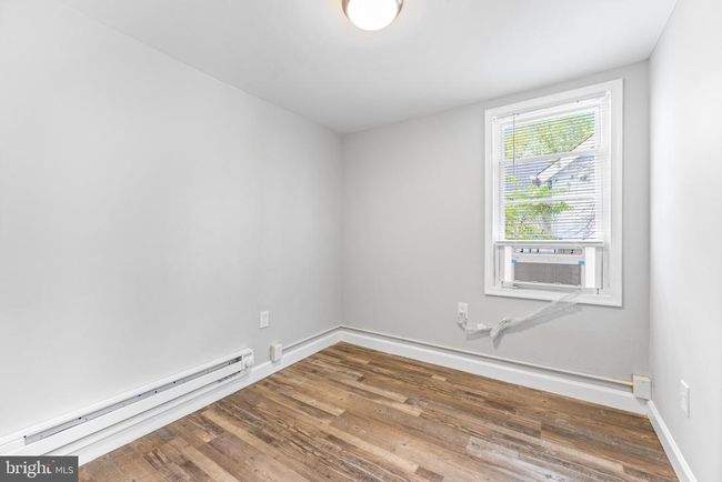 APT-3RD - 319 S Augusta Ave, Condo with 3 bedrooms, 1 bathrooms and null parking in BALTIMORE MD | Image 10