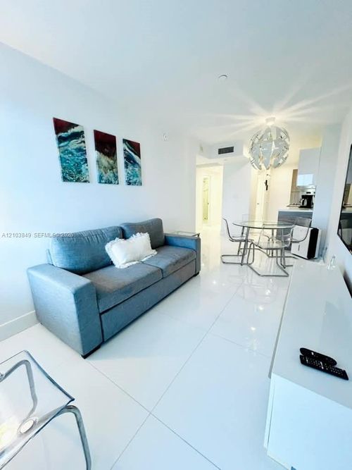 1645-100 Lincoln Rd, Miami Beach, FL, 33139-2013 | Card Image