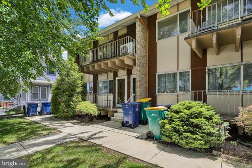2520 Penn Av, Reading, PA, 19609 | Card Image