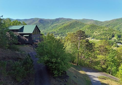 299 Bethabara Vw, Hayesville, NC, 28904-4990 | Card Image