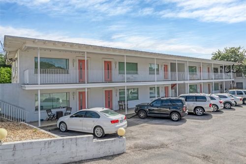 apt-205-1200 Enfield Rd, Austin, TX, 78703-4060 | Card Image