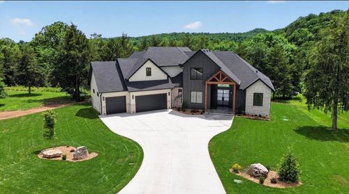 768 Seven Pines Dr, Saddlebrooke, MO, 65630-3095 | Card Image