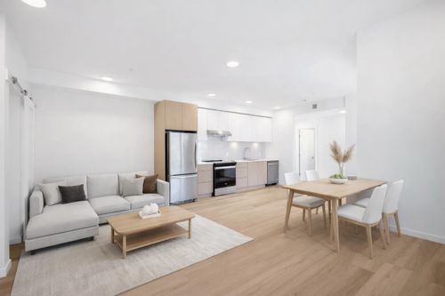 400-37994 Second Ave, Squamish, BC, V8B1G3 | Card Image