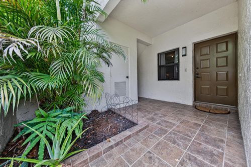 404-4413 Nw 22nd Rd, Coconut Creek, FL, 33066-2047 | Card Image