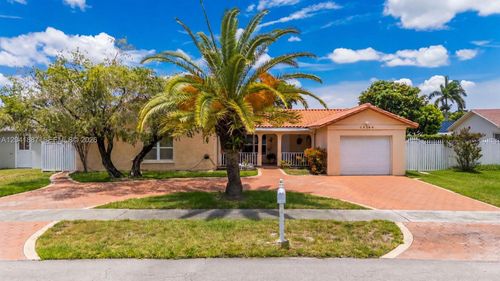19240 Nw 60th Court, Hialeah, FL, 33015 | Card Image