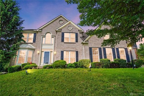 2435 Forest Oaks Dr, Beavercreek, OH, 45431-8558 | Card Image