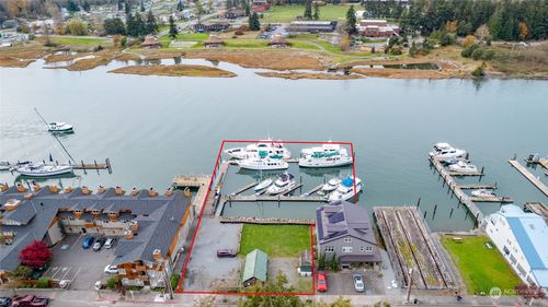 317 N 1st St, La Conner, WA, 98257-9477 | Card Image