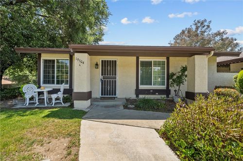 c-19504 Avenue Of The Oaks, Newhall, CA, 91321-1415 | Card Image